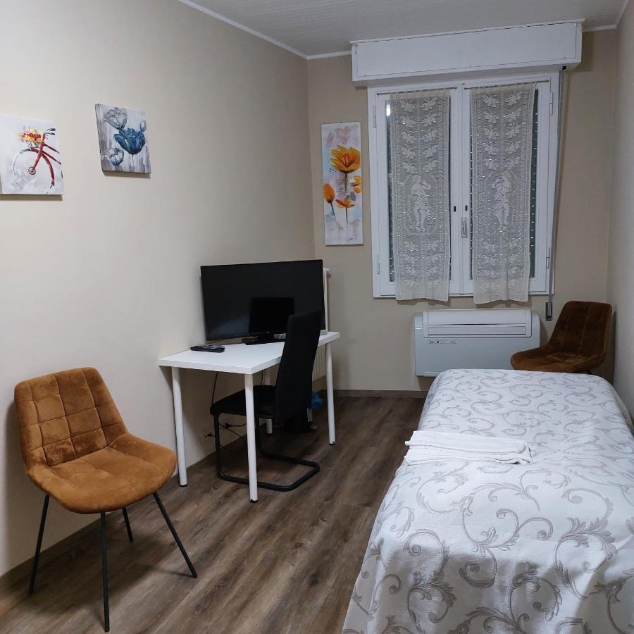 Affittacamere La Mura Чезена Экстерьер фото